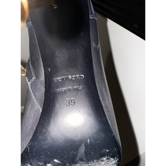 Tom Ford Black Leather Pointed Toe Stiletto Heel Ankle Boots Gold Lock Size 39 - Picture 7 of 11